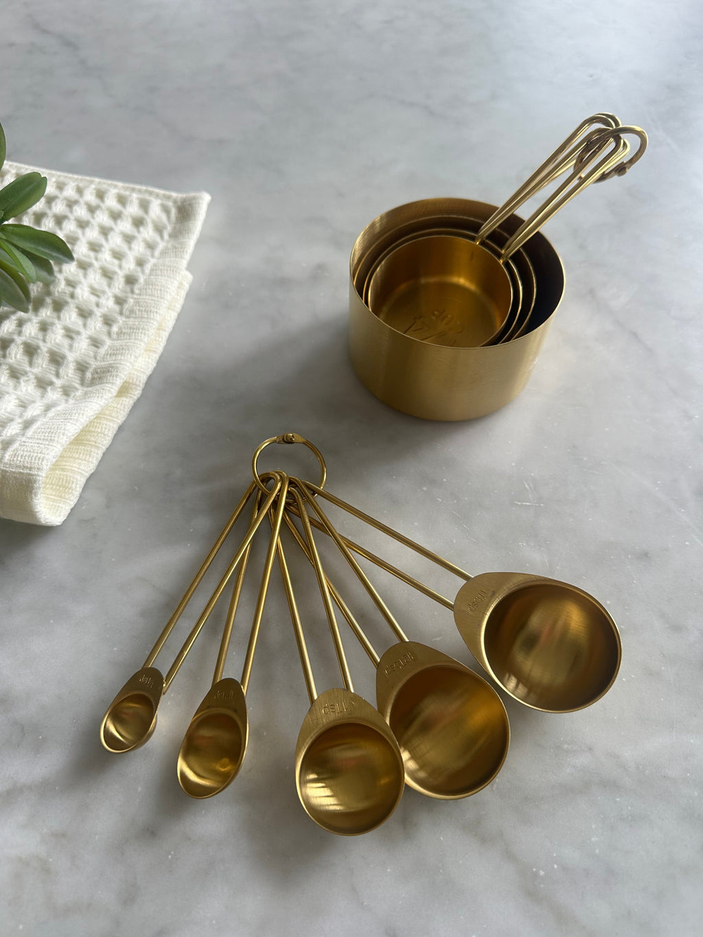 Sorrento Gold Measuring Cups & Spoons — 9-Piece Set